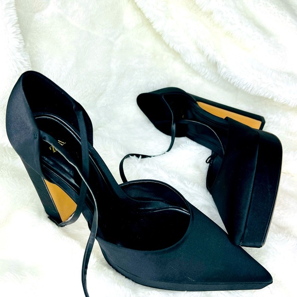 Brand New Zara Platform Heel.Size 40 - Picture 8 of 11